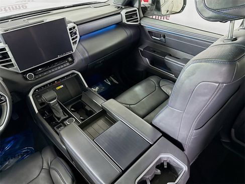 Used 2024 Toyota Tundra Platinum image 28