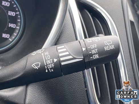 Used 2023 Chevrolet Equinox LT image 23