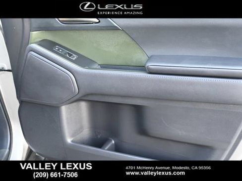 Used 2025 Lexus GX 550 AWD/4WD image 20