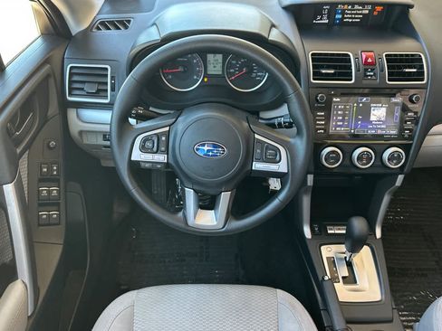 Used 2018 Subaru Forester 2.5i Premium w/ All-Weather Package AWD/4WD image 13