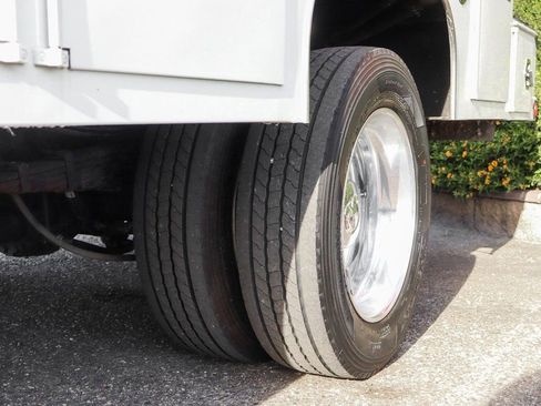 Used 2021 RAM 5500 Tradesman w/ Chrome Appearance Group RWD image 44