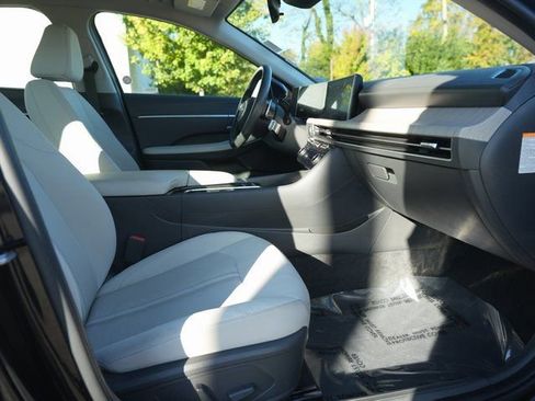 Used 2024 Hyundai Sonata SEL image 8