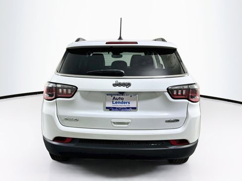 Used 2022 Jeep Compass Latitude image 6