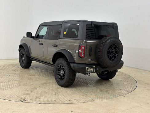 New 2026 Ford Bronco Badlands AWD/4WD image 3
