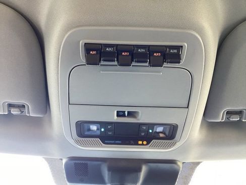 New 2026 Ford F350 4x4 Crew Cab DRW Super Duty image 28
