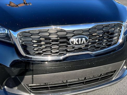 Used 2019 Kia Sorento LX w/ LX Convenience Package FWD image 26
