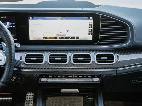 Used 2023 Mercedes-Benz GLE 63 AMG S image 11