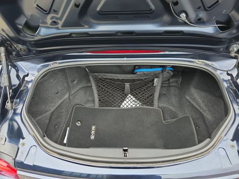 Used 2021 MAZDA MX-5 Miata Grand Touring RWD image 31