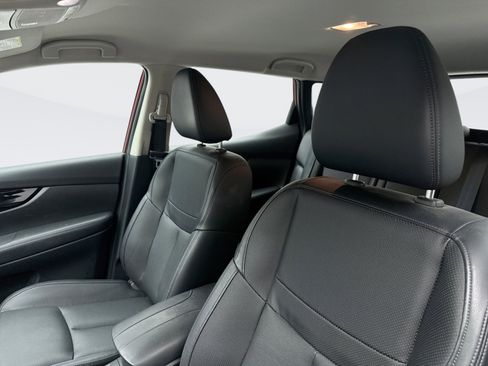 Used 2022 Nissan Rogue Sport SL AWD/4WD image 9