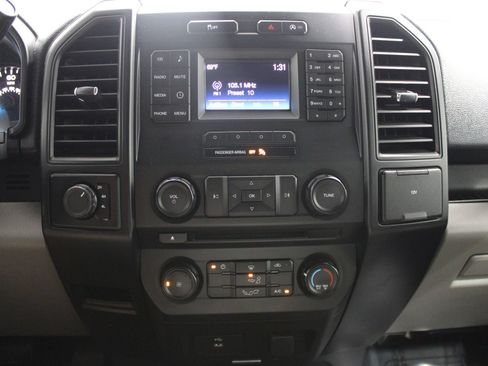 Used 2017 Ford F150 XL w/ Equipment Group 101A Mid AWD/4WD image 31