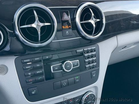 Used 2014 Mercedes-Benz GLK 350 4MATIC image 22