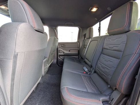 New 2026 Nissan Frontier Pro-X w/ Pro-X Convenience Package RWD image 15