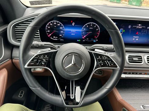 Used 2024 Mercedes-Benz GLE 350 4MATIC image 2