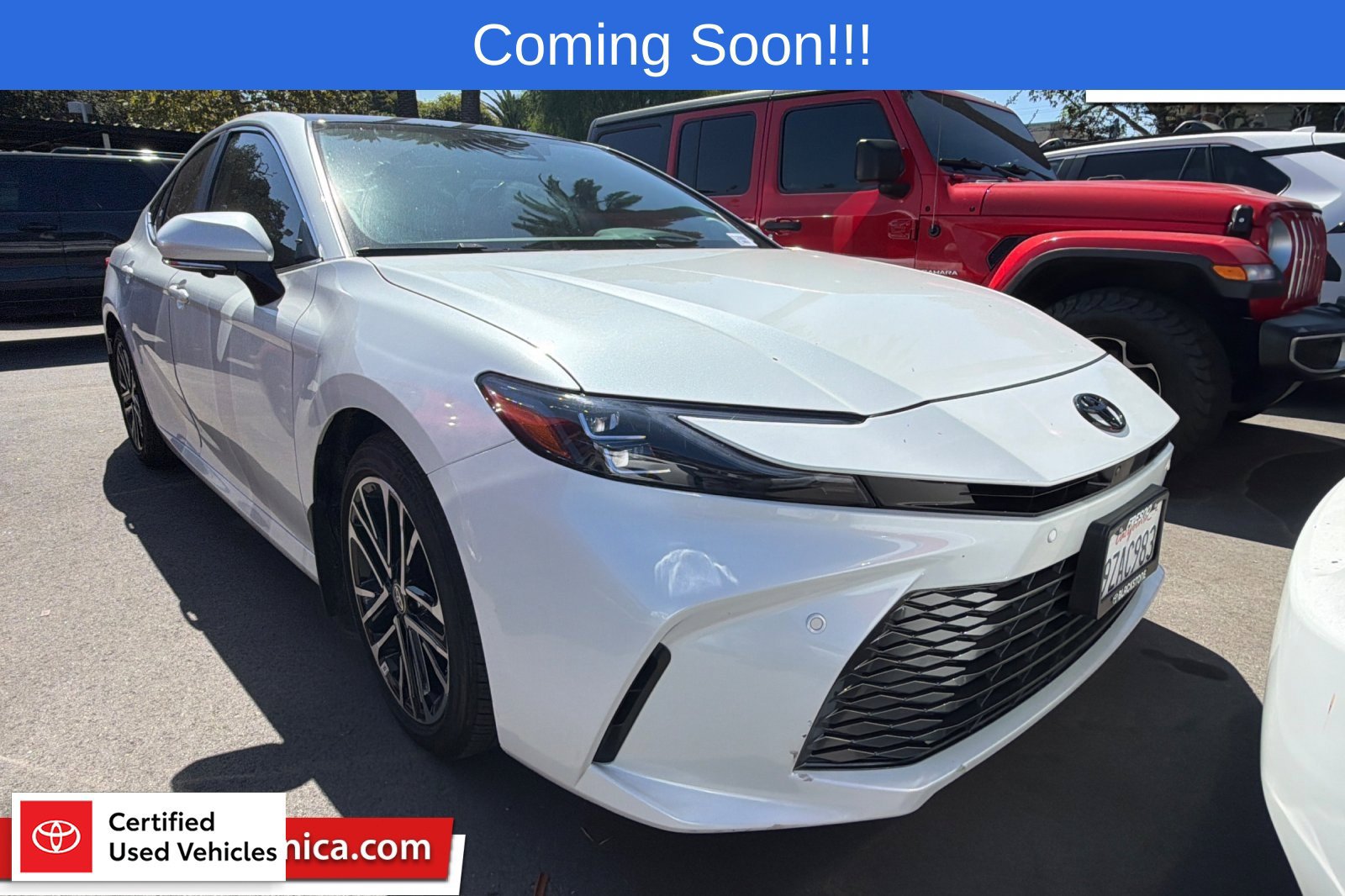 Used 2026 Toyota Camry XLE w/ Premium Plus Package FWD image 1
