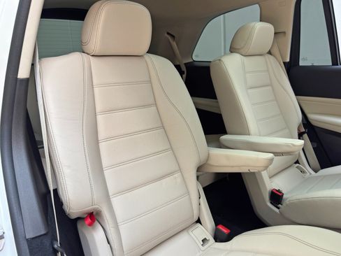 Used 2023 Mercedes-Benz GLS 450 4MATIC image 41