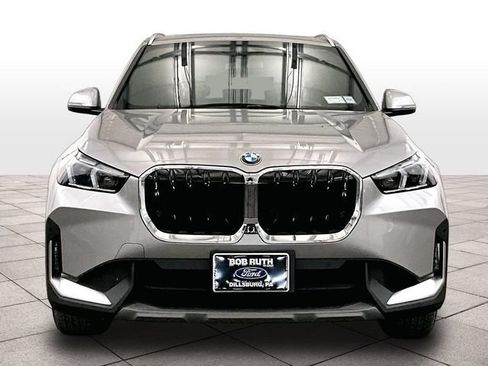 Used 2023 BMW X1 xDrive28i w/ Premium Package AWD/4WD image 3