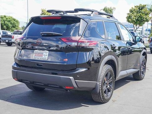 New 2026 Nissan Rogue SV image 7