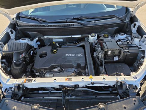 Used 2022 Chevrolet Equinox LT image 28