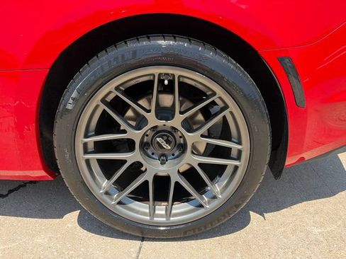 Used 2020 Chevrolet Camaro LT w/ Technology Package RWD image 25