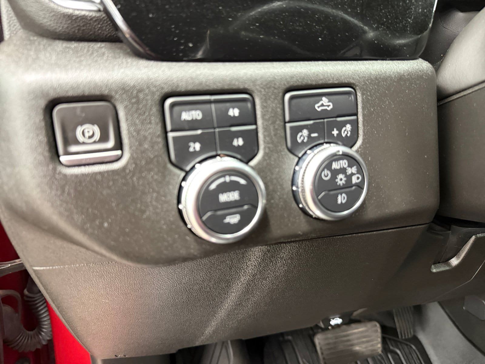 Used 2022 GMC Sierra 1500 Elevation AWD/4WD image 23