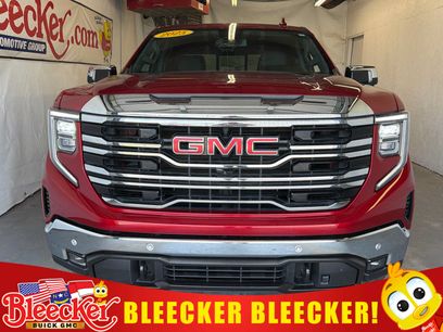 Used 2025 GMC Sierra 1500 SLT w/ SLT Premium Plus Package