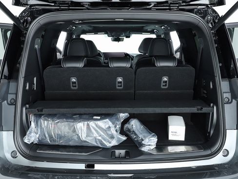 New 2026 INFINITI QX80 Autograph w/ Premium Cargo Package AWD/4WD image 30