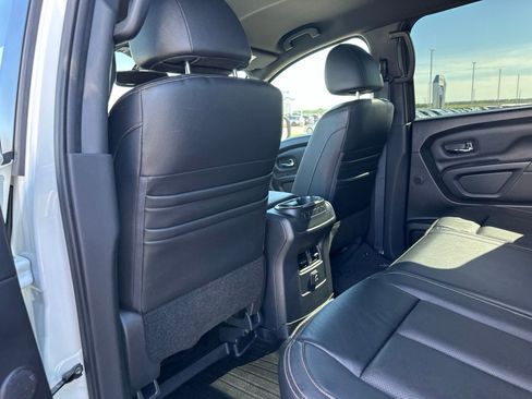 Used 2018 Nissan Titan SL w/ Midnight Edition AWD/4WD image 22
