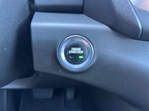 Used 2018 GMC Terrain SLE AWD/4WD image 31