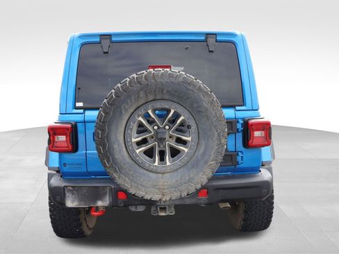 Used 2024 Jeep Wrangler Unlimited Rubicon AWD/4WD image 16