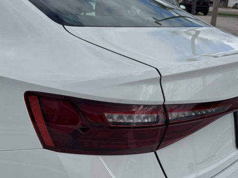 New 2025 Volkswagen Jetta SE image 9