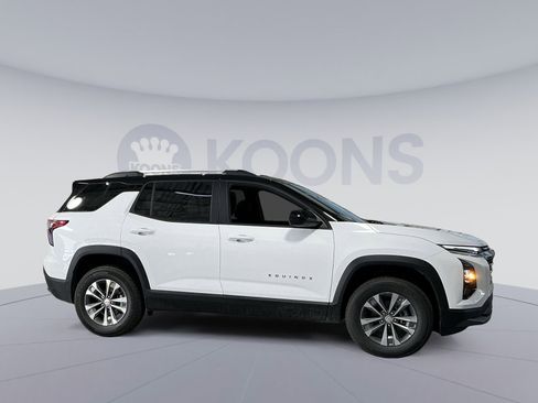 New 2026 Chevrolet Equinox LT image 17