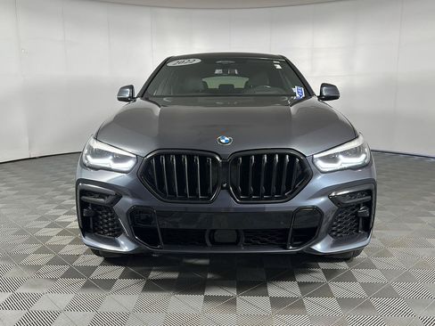 Used 2022 BMW X6 xDrive40i w/ M Sport Package AWD/4WD image 2