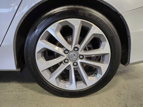 Used 2014 Honda Accord Sport image 8