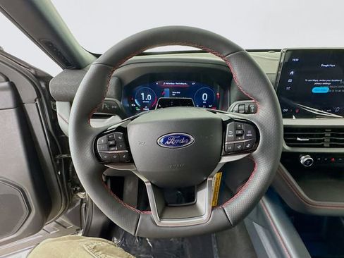 New 2026 Ford Explorer ST-Line w/ ST-Line Street Pack image 11