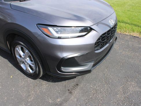 Used 2024 Honda HR-V LX image 5