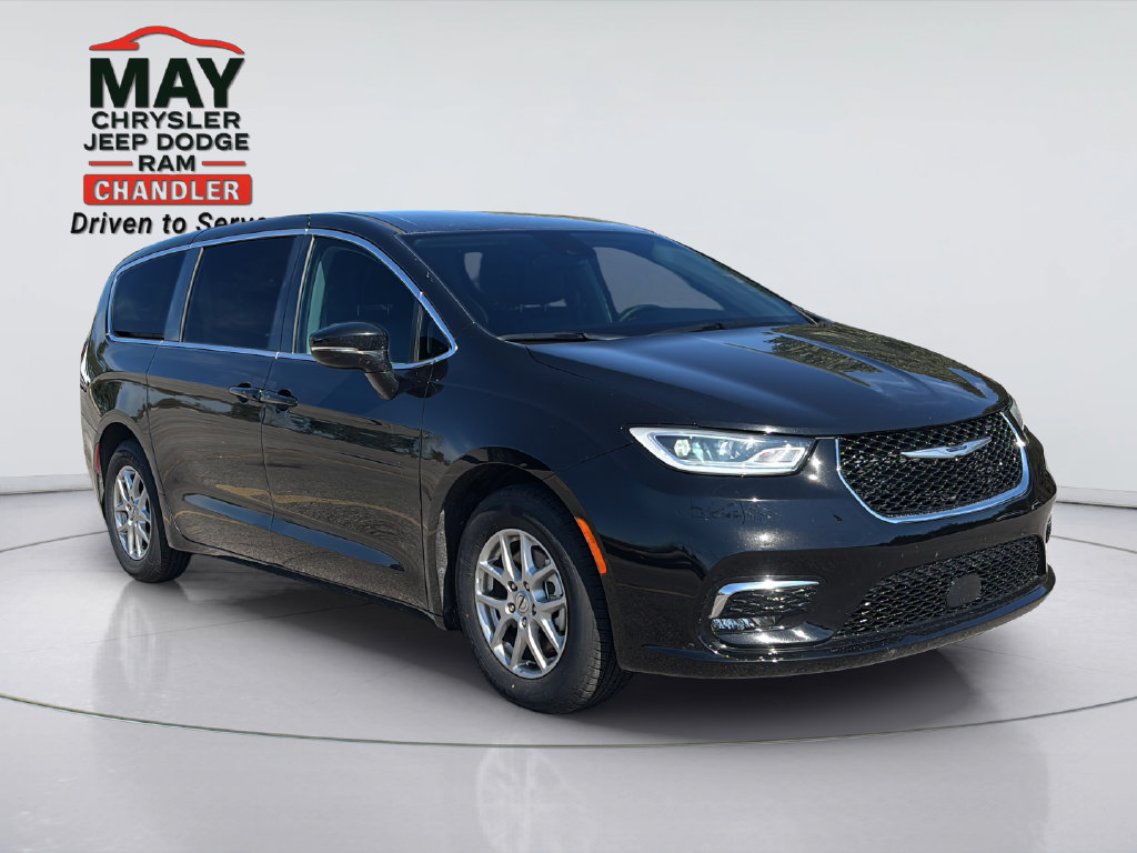 Used 2024 Chrysler Pacifica Touring-L FWD image 1