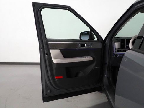 Used 2025 Hyundai Santa Fe Limited image 65
