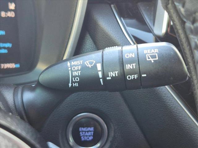 Used 2021 Toyota Corolla SE w/ Special Edition FWD image 6