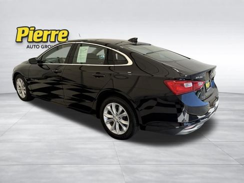 Used 2025 Chevrolet Malibu LT FWD image 2