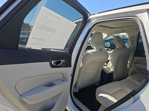 New 2026 Volvo XC60 T8 Ultra w/ Protection Package Premier AWD/4WD image 16