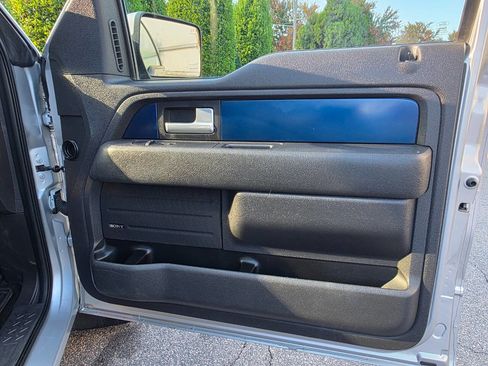 Used 2013 Ford F150 Raptor w/ Luxury Equipment Group image 36