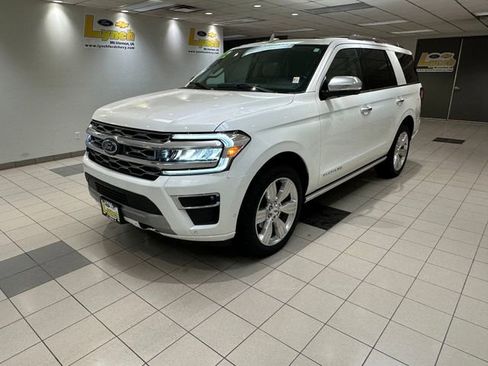 Used 2022 Ford Expedition Platinum image 2