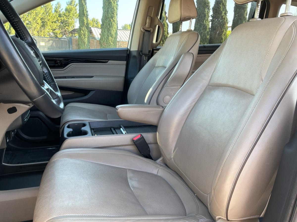 Used 2022 Honda Odyssey Elite image 19