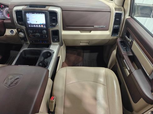 Used 2017 RAM 1500 Laramie w/ Convenience Group AWD/4WD image 33