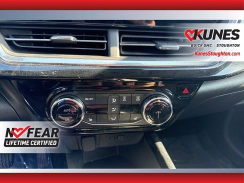 Used 2024 Chevrolet Trax ACTIV w/ Driver Confidence Package image 32