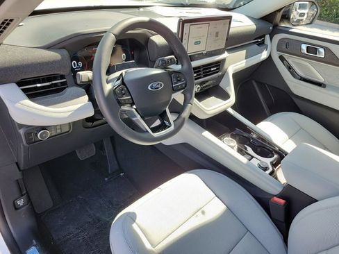 New 2026 Ford Explorer Platinum AWD/4WD image 19