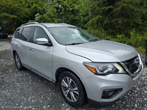 Used 2018 Nissan Pathfinder SV AWD/4WD image 3