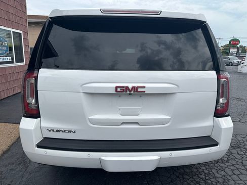 Used 2018 GMC Yukon SLT w/ Open Road Package AWD/4WD image 4