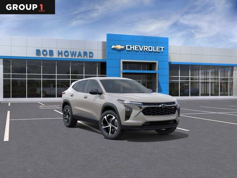 New 2026 Chevrolet Trax RS w/ Sunroof Package FWD image 1