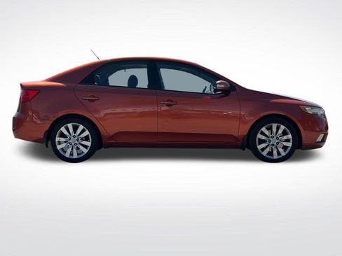 Used 2010 Kia Forte SX image 18